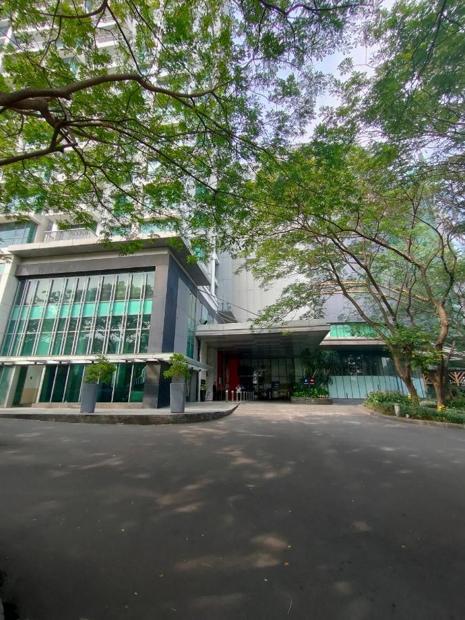 Super Penthouse Stmoritz Apartment, Lippomall Puri Indah 자카르타 외부 사진