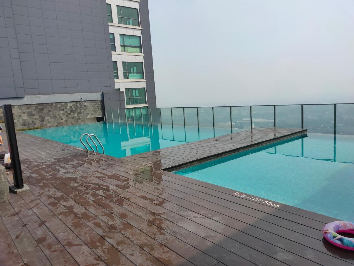 Super Penthouse Stmoritz Apartment, Lippomall Puri Indah 자카르타 외부 사진